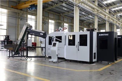 Macchina per soffiaggio a 6 cavità per animali domestici